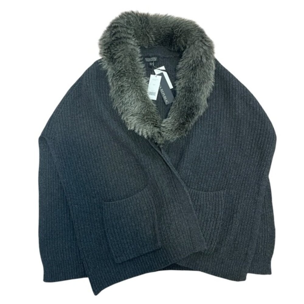 NWT 225 Banana Republic Grey Poncho Cape Italian Yarn Merino Wool & Cashmere S